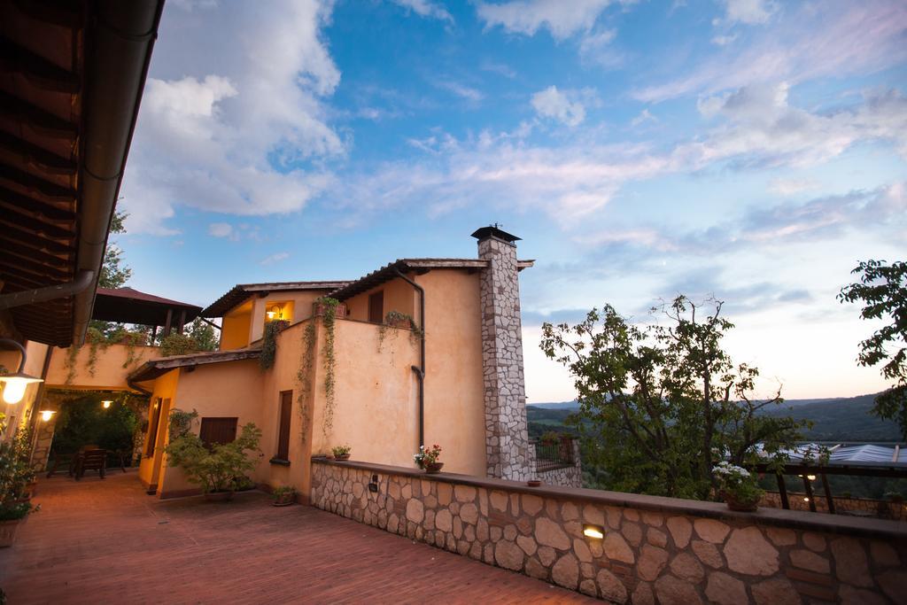 Agriturismo La Vecchia Fattoria Orte Exterior photo